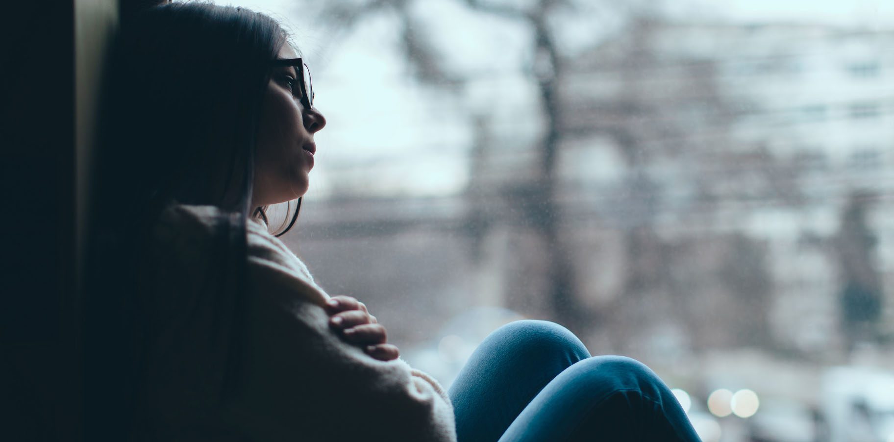 Feeling SAD? 6 Natural Ways To Conquer Seasonal Affective Disorder